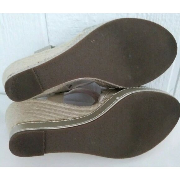 Liz Claiborne Jenson Gold Open Toe Slingback Espadrilles Wedge Heel Sandal 6.5 M - Picture 6 of 10